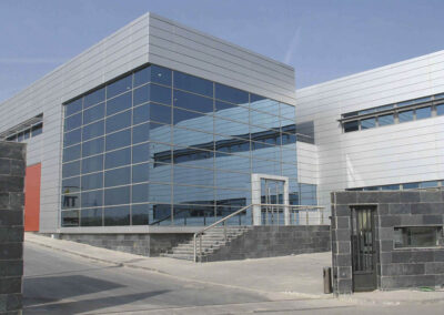 Edificio de Oficinas para Ferma